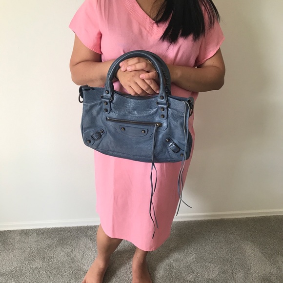 Authentic balenciaga small bag - Picture 16 of 16